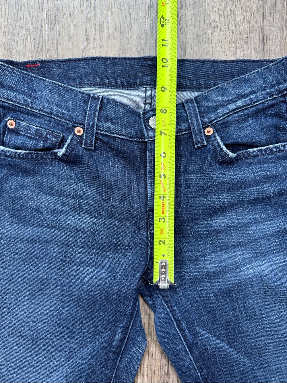 7 For All Mankind Bootcut Jeans Sz 26 Dark Wash Rare Pocket Detail - Picture 6 of 14